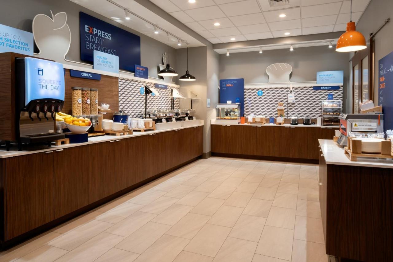 Holiday Inn Express & Suites - Hollister By Ihg Exteriér fotografie