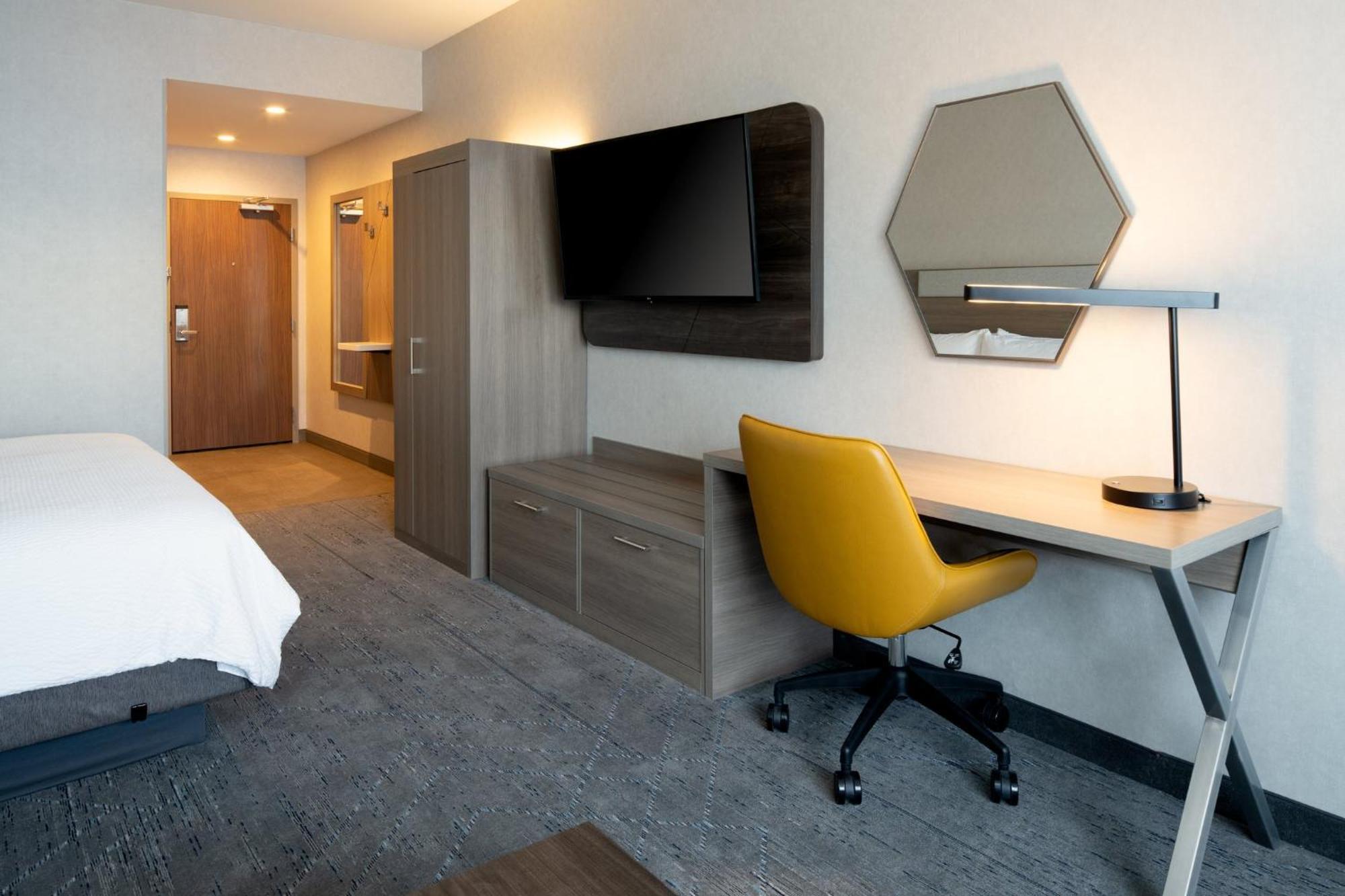 Holiday Inn Express & Suites - Hollister By Ihg Exteriér fotografie